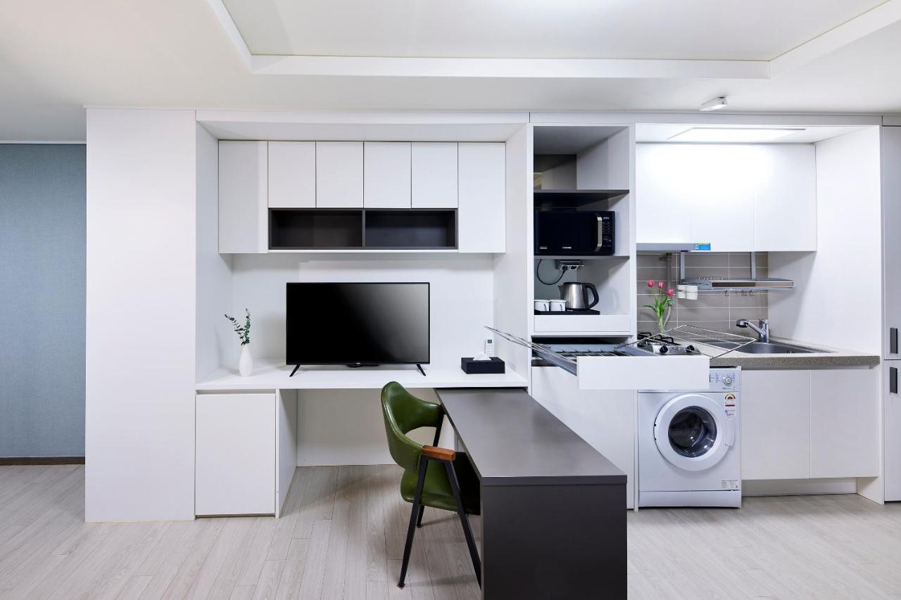 Bridge Residence Hotel Σεογκουίπο Εξωτερικό φωτογραφία
