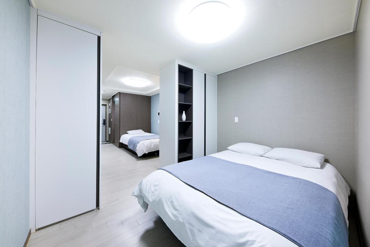 Bridge Residence Hotel Σεογκουίπο Εξωτερικό φωτογραφία