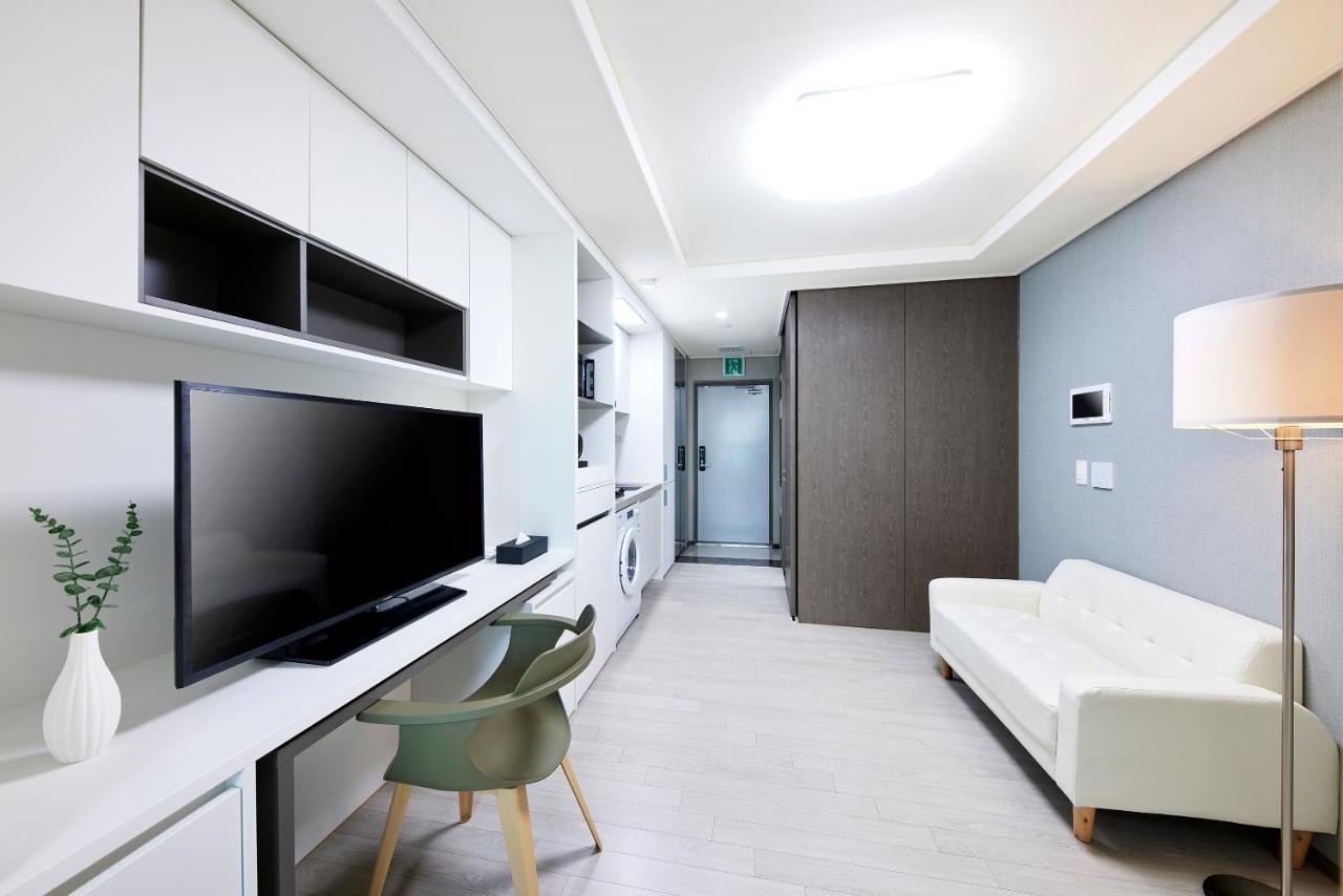 Bridge Residence Hotel Σεογκουίπο Εξωτερικό φωτογραφία