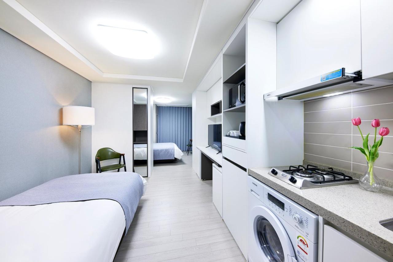 Bridge Residence Hotel Σεογκουίπο Εξωτερικό φωτογραφία